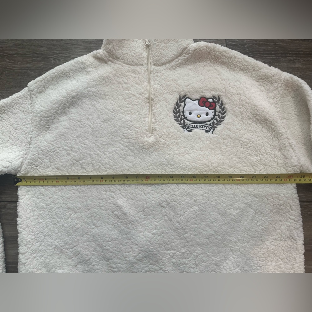 Hello Kitty White half zip pullover Sweater/ woman’s XL - Picture 11 of 13